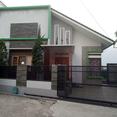 Homestay Syariah Cileunyi, Bandung Timur Exterior foto